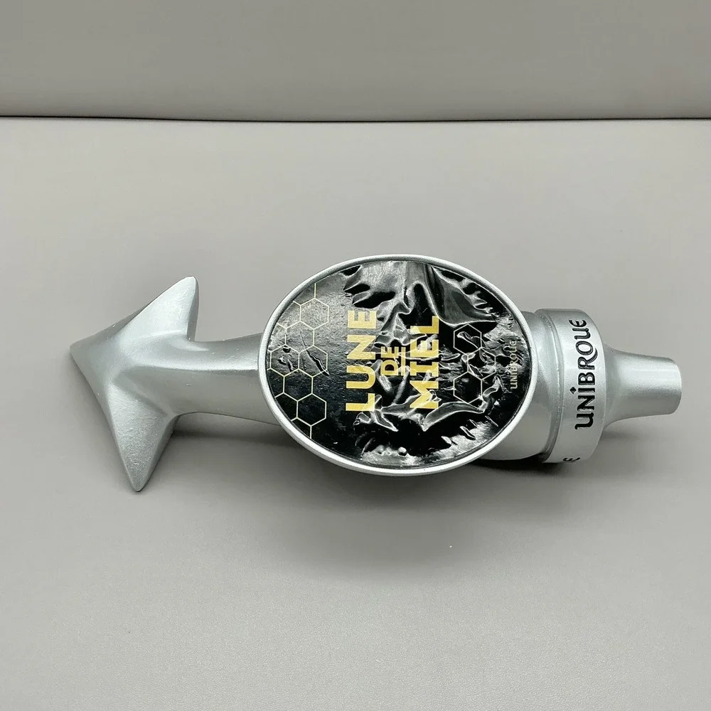 Unibroue Lune De Miel Beer Tap Handle Silver Tone Bar Decor Fish Collectible